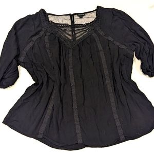 Torrid Size 2 Peasant Style Top